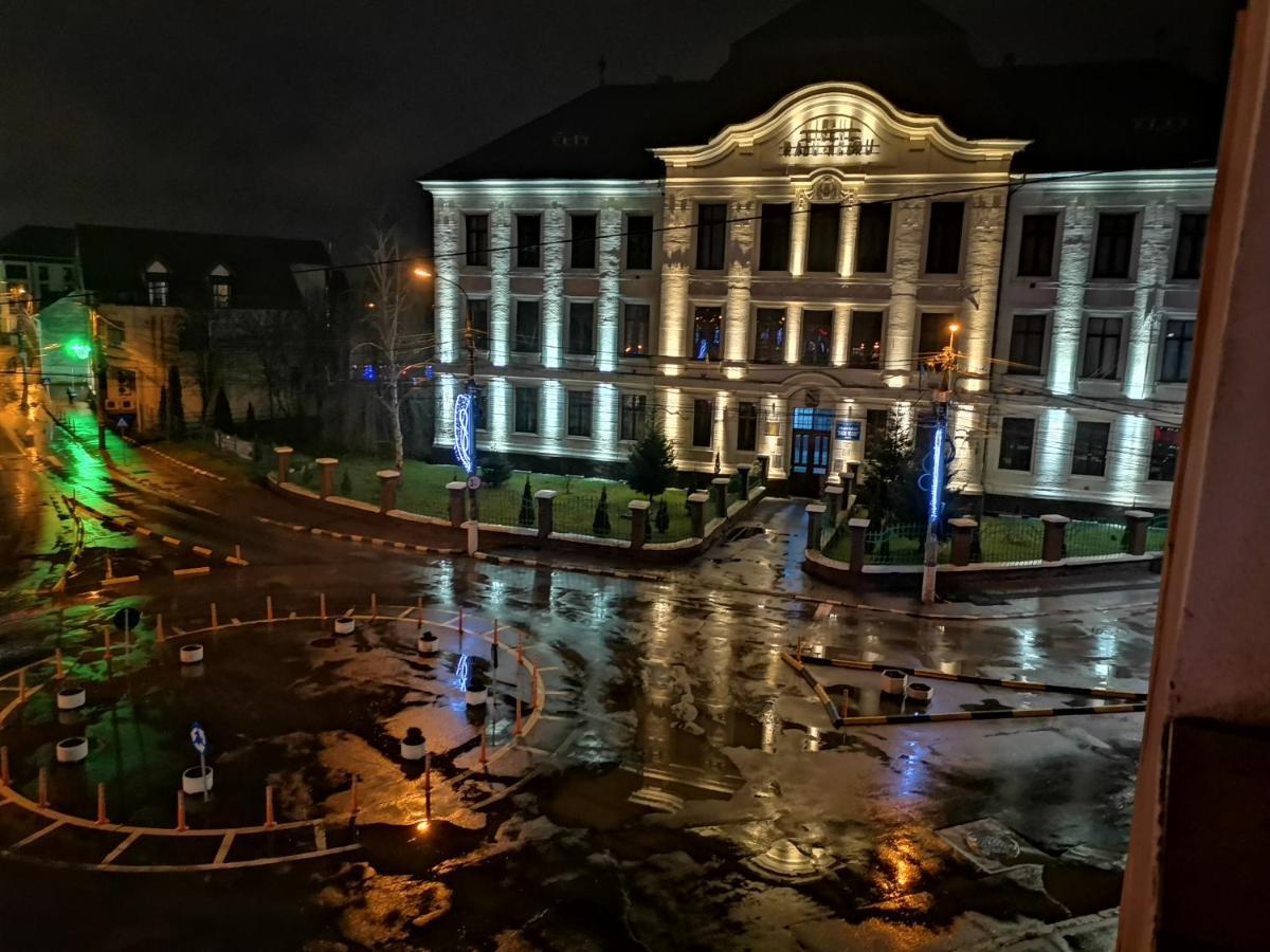 Apartament Giulia Lägenhet Făgăraş Exteriör bild